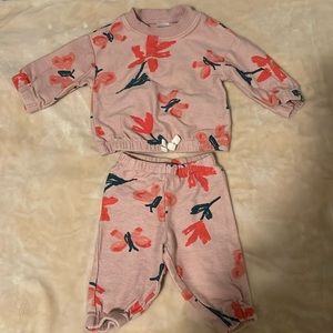 Carters size 3 months matching set.